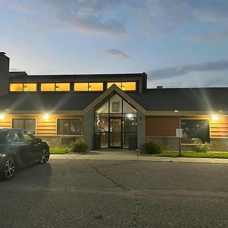 Northwoods Inn & Suites - Blackduck Экстерьер фото