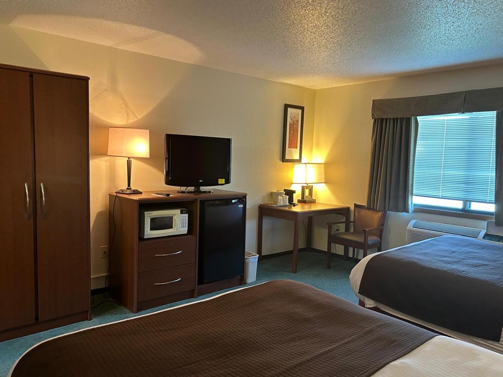 Northwoods Inn & Suites - Blackduck Экстерьер фото